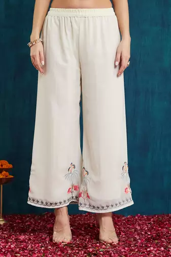 Off-white embroidered georgette resham embroidery kurta-sets