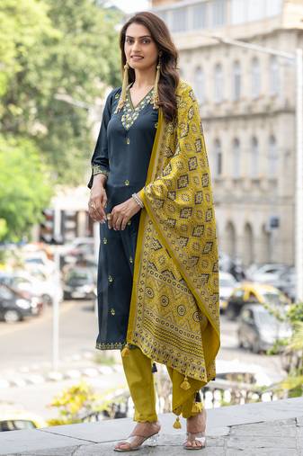 Embroidered Hand Work Straight Kurta With Trousers & With Dupatta