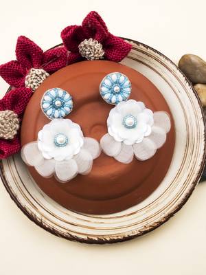 Handmade blue flower pearl earrings 1