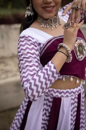 Maroon & White Navratri Lehenga Choli with Chevron Sleeves & Mirror Work