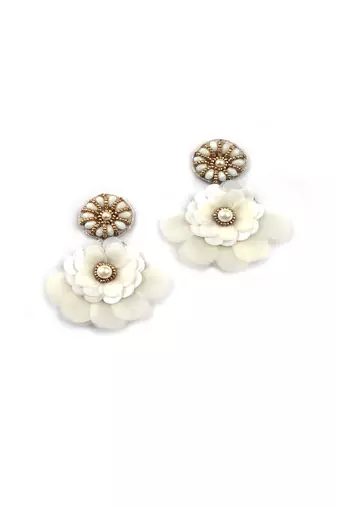 Handmade golden flower pearl earrings