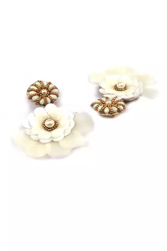 Handmade golden flower pearl earrings