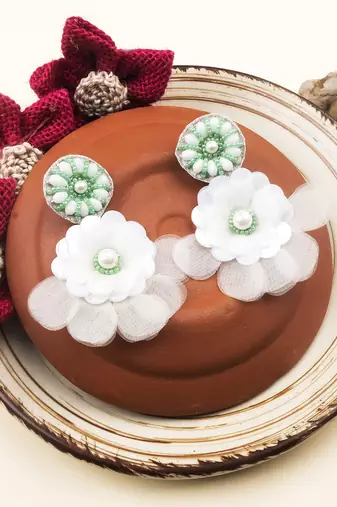 Handmade green flower pearl earrings