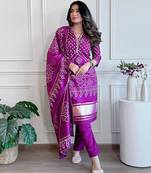 Elegant in magenta bandhani kurta set