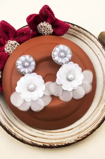 Handmade white flower pearl earrings