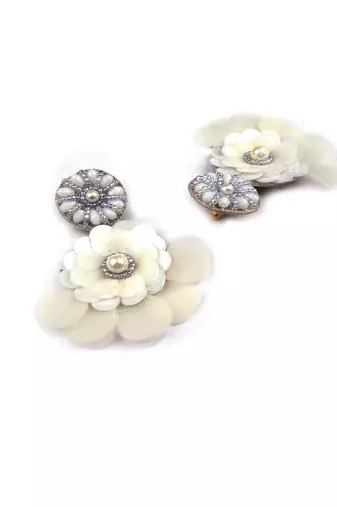 Handmade white flower pearl earrings