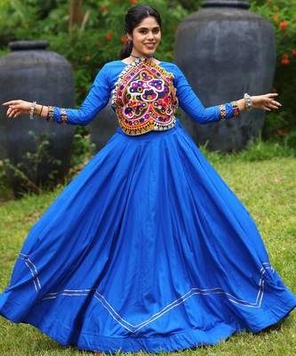 Royal-Blue  Plain With Work on Border Navratri Lehenga Choli With Fully Stitched Blouse 1