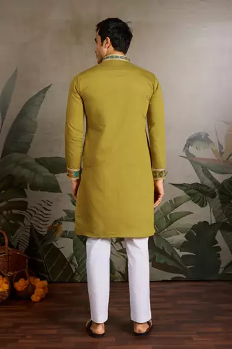 FLUORRESCENT GREEN VISCOSE SILK THEAD & SEQUINS EMBROIDERED WORK NAVRATRI FESTIVAL FUNCTION  PARTY WEAR STRAIGHT KURTA