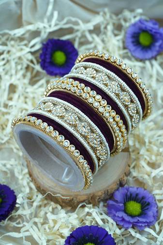 Metal kundan velvet set