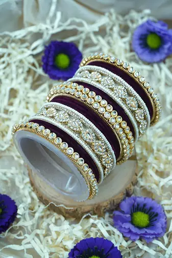 Metal kundan velvet set