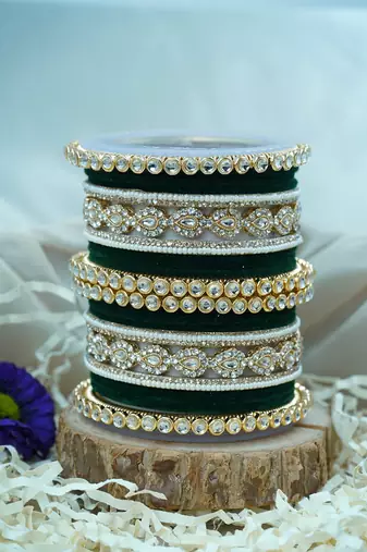 Metal kundan velvet set