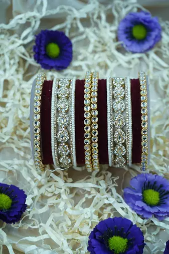 Metal kundan velvet set
