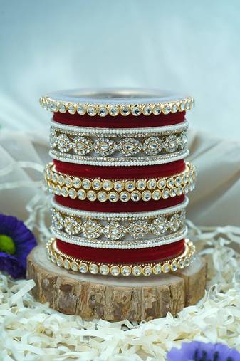 Metal kundan velvet set