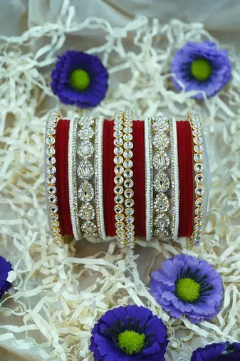 Metal kundan velvet set