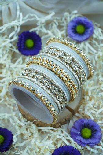 Metal kundan velvet set