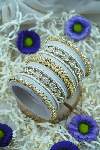 Metal kundan velvet set