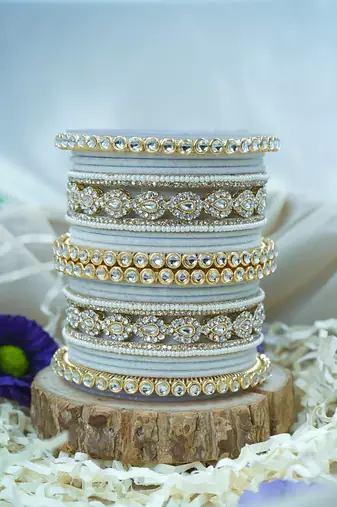 Metal kundan velvet set