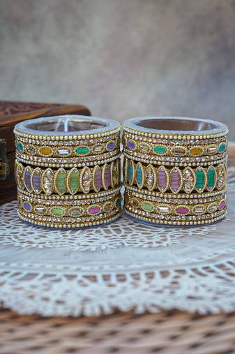Pearl studded metal bangle set