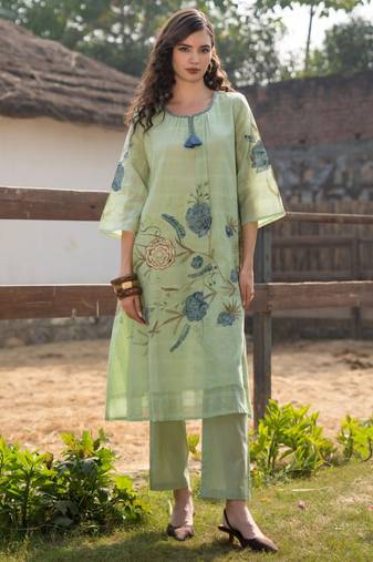Tiara fern green plain cotton kurta sets