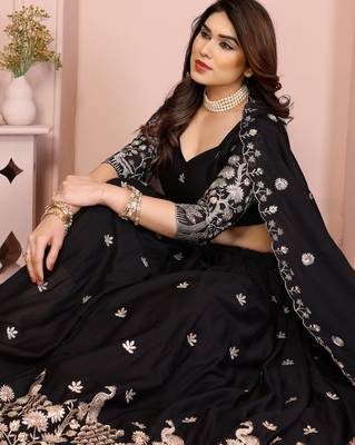 Enchanting Black Embroidery sequins work Star Georgette Indian wedding lehenga Choli dress 3