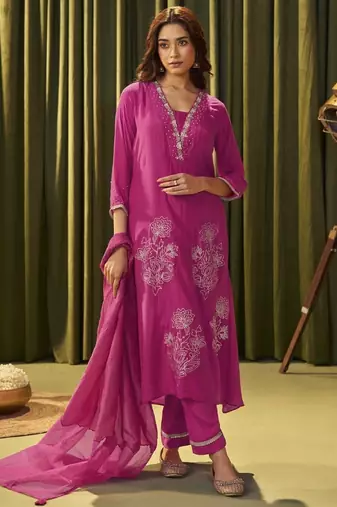 Albeli rose pink embroidered crepe kurta sets
