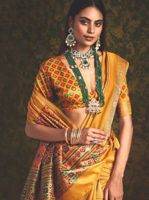 Yellow-firoji velvet tussar silk blend foilprint saree with unstitched blouse 2
