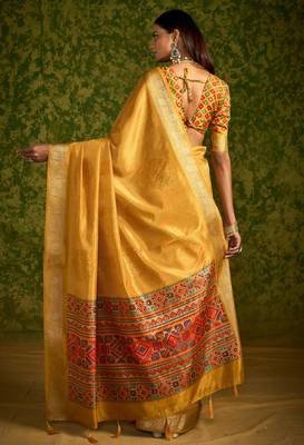 Yellow-firoji velvet tussar silk blend foilprint saree with unstitched blouse 3