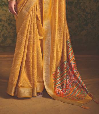 Yellow-firoji velvet tussar silk blend foilprint saree with unstitched blouse 4