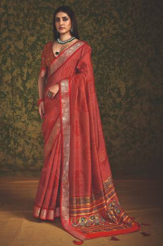 Red velvet tussar silk blend foilprint saree with unstitched blouse
