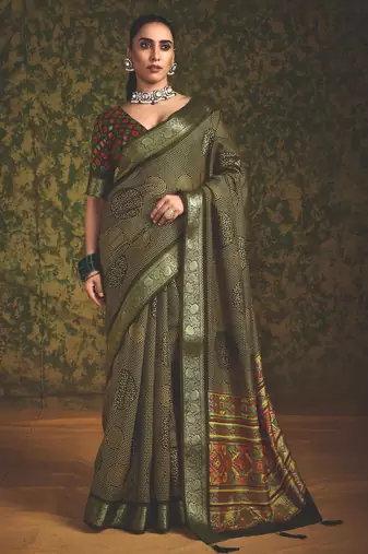 Mehendi green velvet tussar silk blend foilprint saree with unstitched blouse