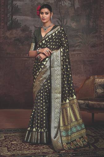 Grey dolla silk blend self jaquard border saree with unstitched blouse