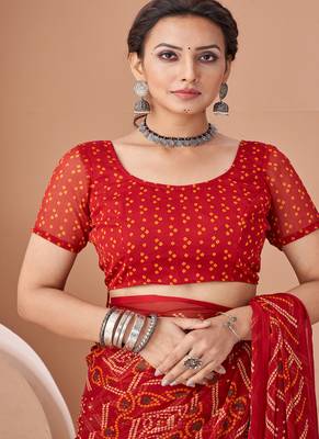 maroon chiffon bandhani geometric printed saree with blouse  4