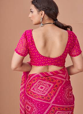 magenta chiffon bandhani geometric printed saree with blouse  5
