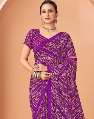 purple chiffon bandhani geometric printed saree with blouse  2