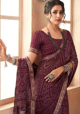 wine chiffon bandhani geometric printed saree with blouse  2