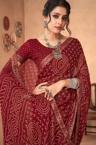 maroon chiffon bandhani geometric printed saree with blouse 