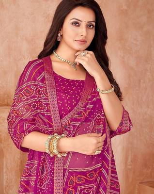 magenta chiffon bandhani geometric printed saree with blouse  3