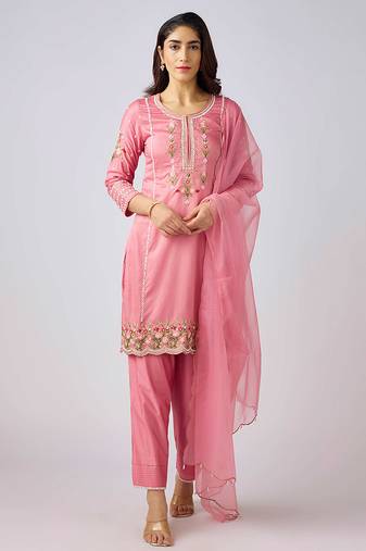 Pink embroidered organza kurta set