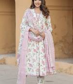  Women's Cotton Blend Floral Straight Printed Kurta Pant With Dupatta | kurta sets for woman