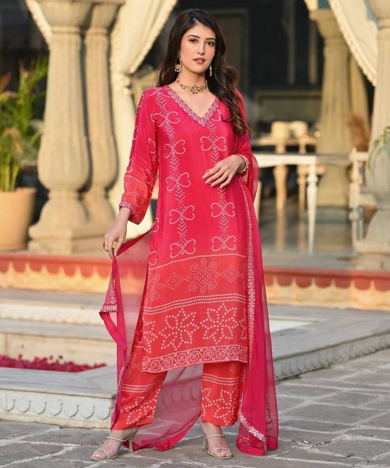  Women's silk Blend Floral Straight Printed Kurta Pant With Dupatta | kurta sets for woman