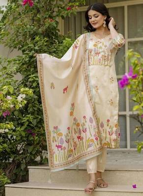 cream Embroidered Kurta set with Dupatta 1