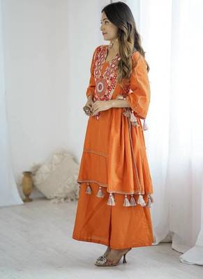 Orange colour khadi cotton embroidery work navratry co-ord set 3