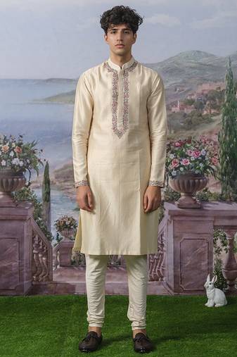 Off white embroidered chanderi silk kurta pajama