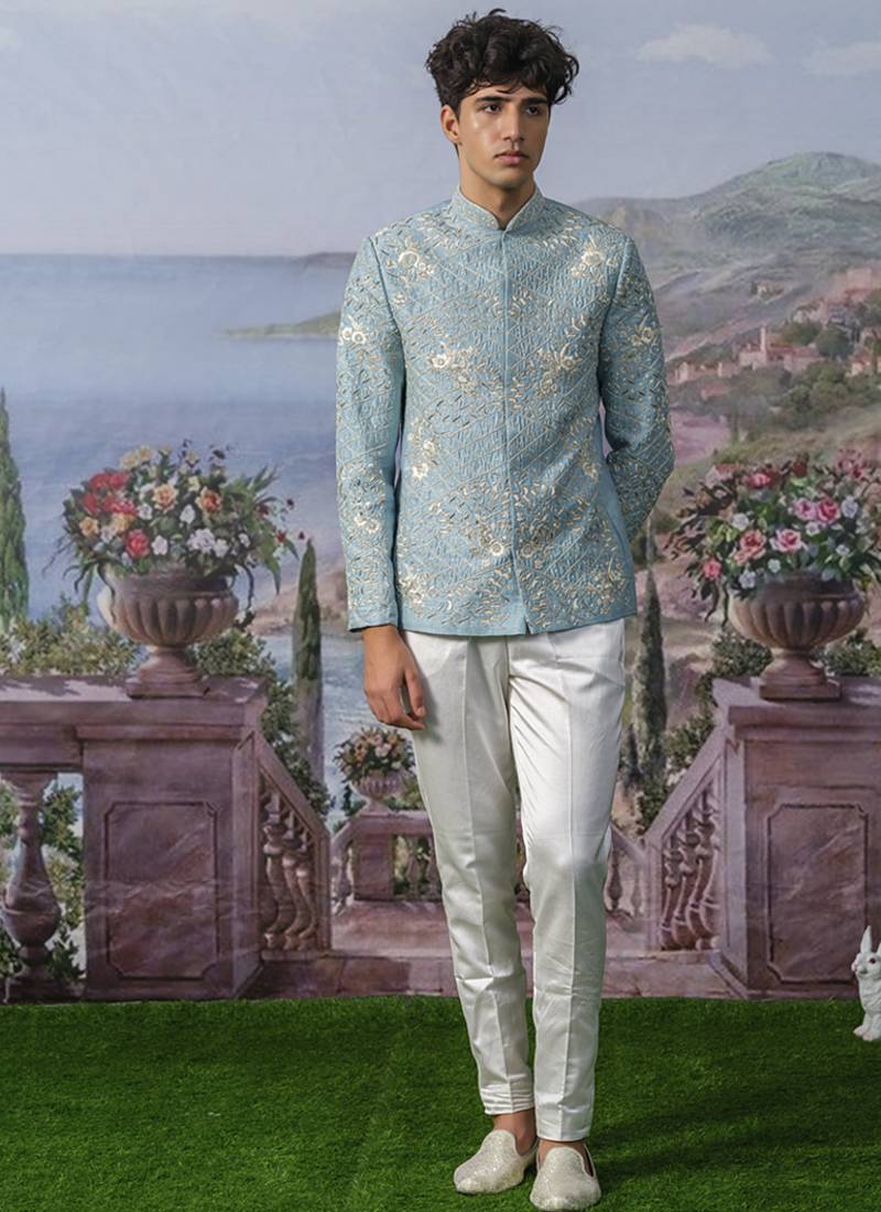Blue embroidered chanderi silk Bandhgala set