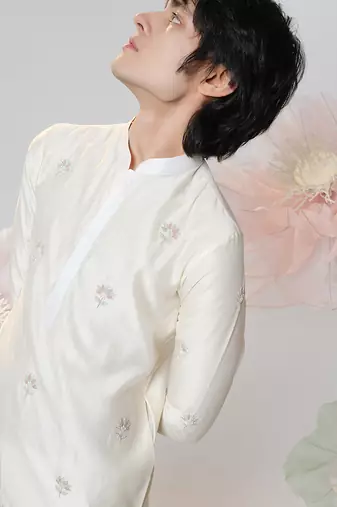 White woven cotton kurta pajama