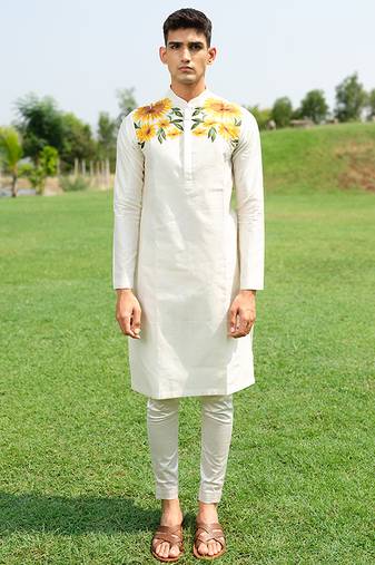 White Printed chanderi kurta pajama