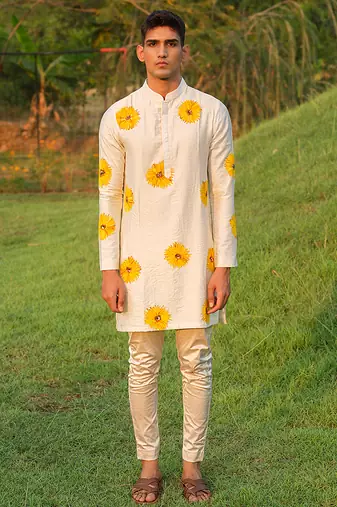 White Printed chanderi kurta pajama