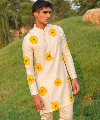 White Printed chanderi kurta pajama 4