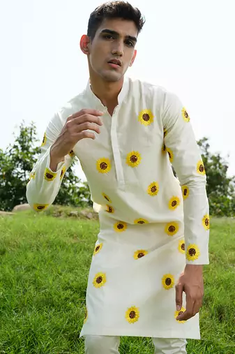 White Printed chanderi kurta pajama