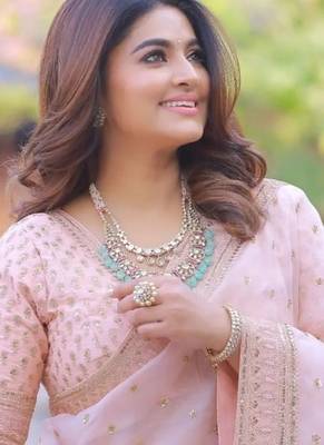 pink organza silk blend embroidered saree 4